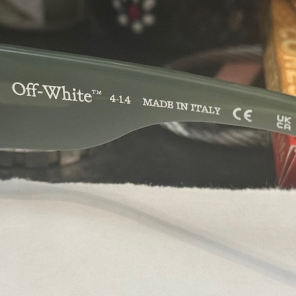 🕶️ Off-White™ - Picture 4 of 4